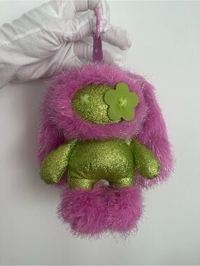 CJ Hendry juju Sparkle Pammy